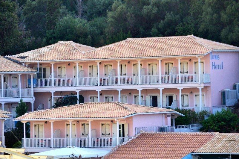 Ionis Hotel Agios Nikitas Exterior photo